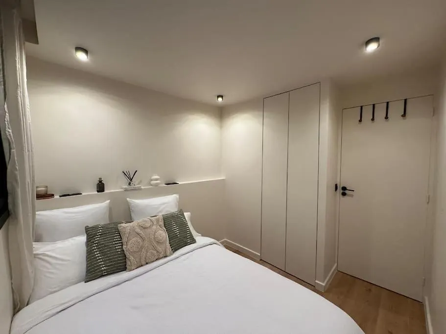 Apartment Le Cocon Des Sablons - Tour Eiffel Champs Elysees