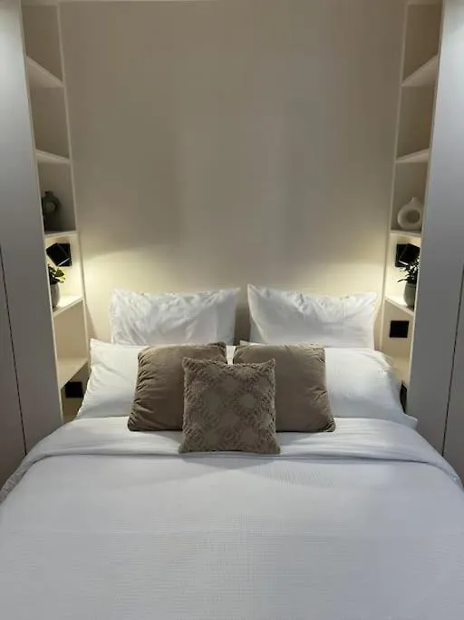 Apartment Le Cocon Des Sablons - Tour Eiffel Champs Elysees *