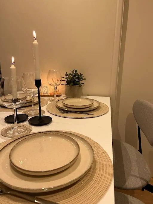 Le Cocon Des Sablons - Tour Eiffel Champs Elysees Apartament *