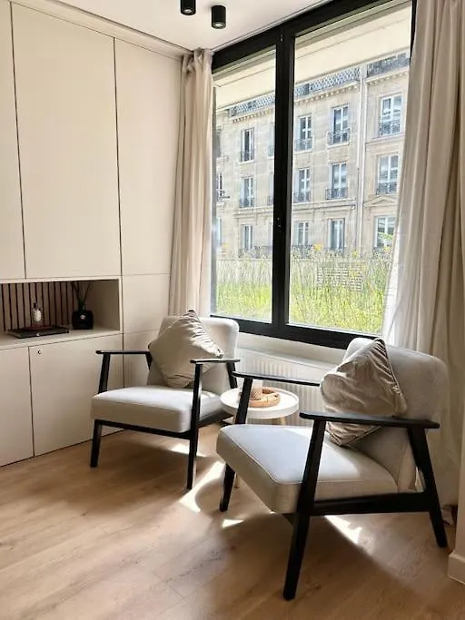 Le Cocon Des Sablons - Tour Eiffel Champs Elysees باريس